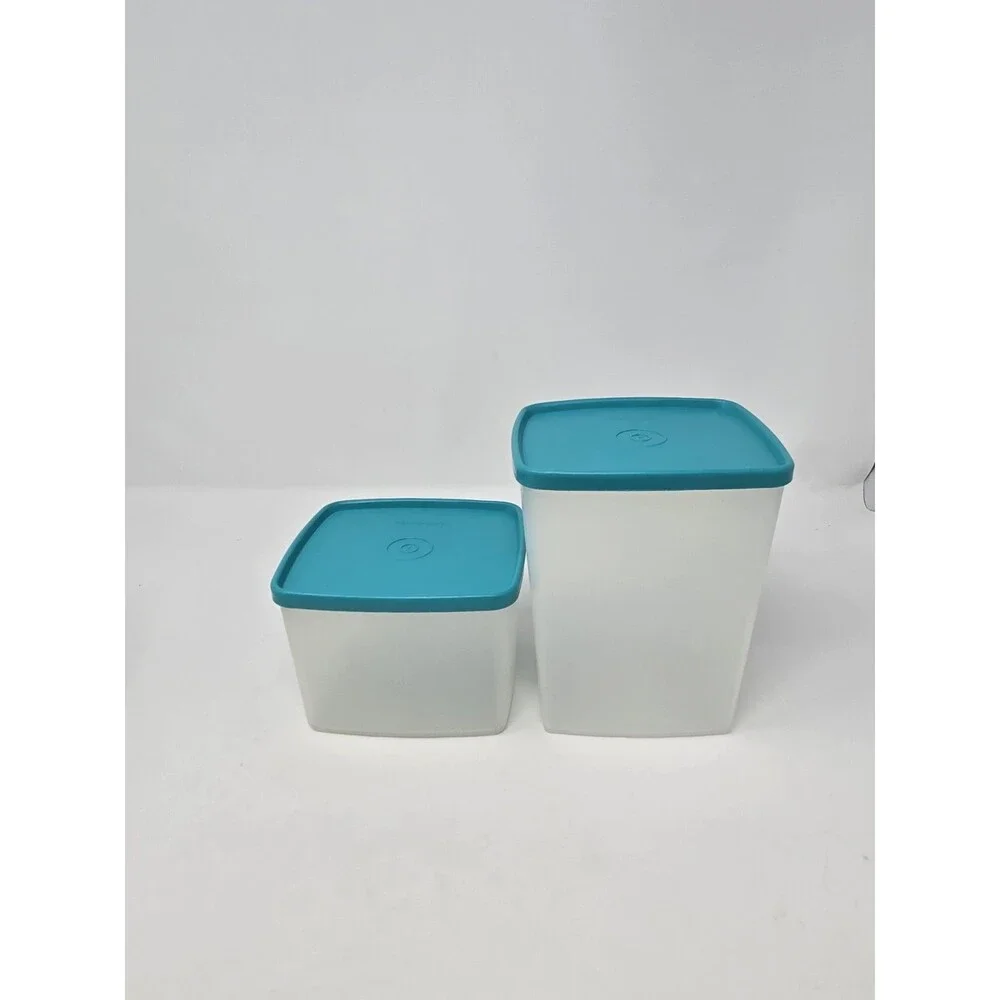 VINTAGE TUPPERWARE LOT OF 18 FOOD STORAGE TEAL SEAFOAM GREEN STACKABLE 1990s